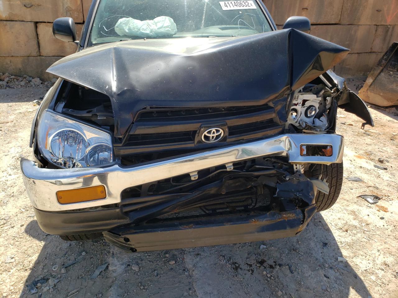 Photo 9 from auction – 2003 TOYOTA 4RUNNER LI with VIN JTEZT14R030008306