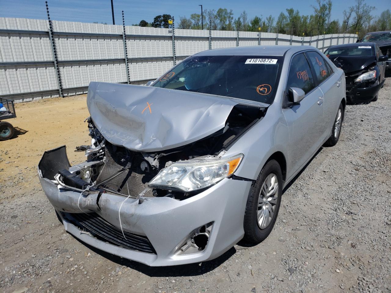 Photo 2 from auction – 2014 TOYOTA CAMRY L with VIN 4T1BF1FK3EU736156
