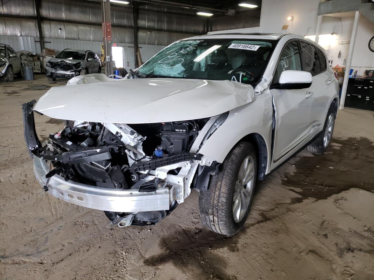 Photo 2 from auction – 2020 ACURA RDX with VIN 5J8TC1H37LL004642
