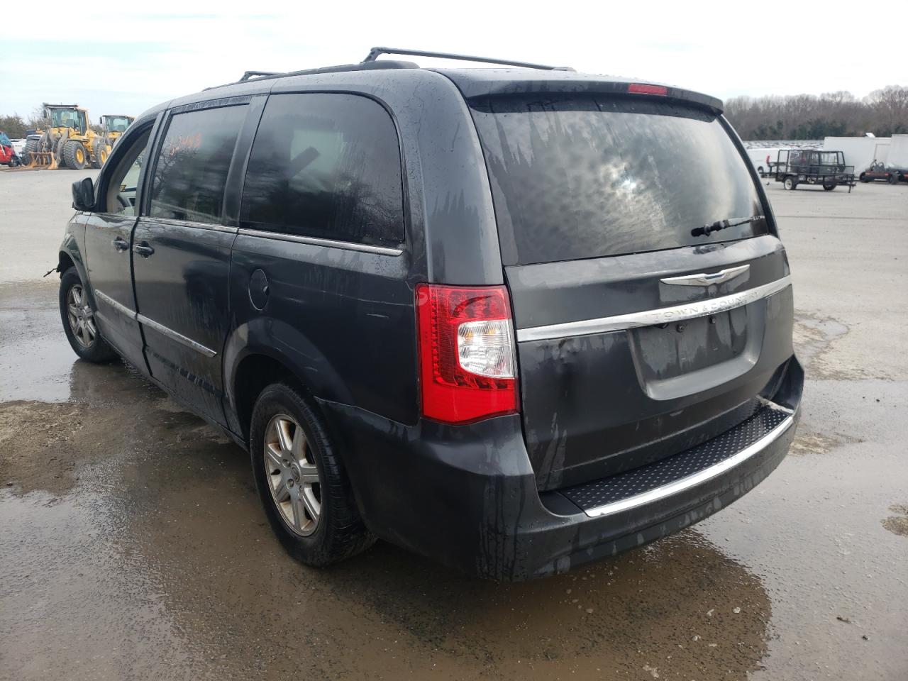 Photo 3 from auction – 2012 CHRYSLER TOWN & COU with VIN 2C4RC1BGXCR135527