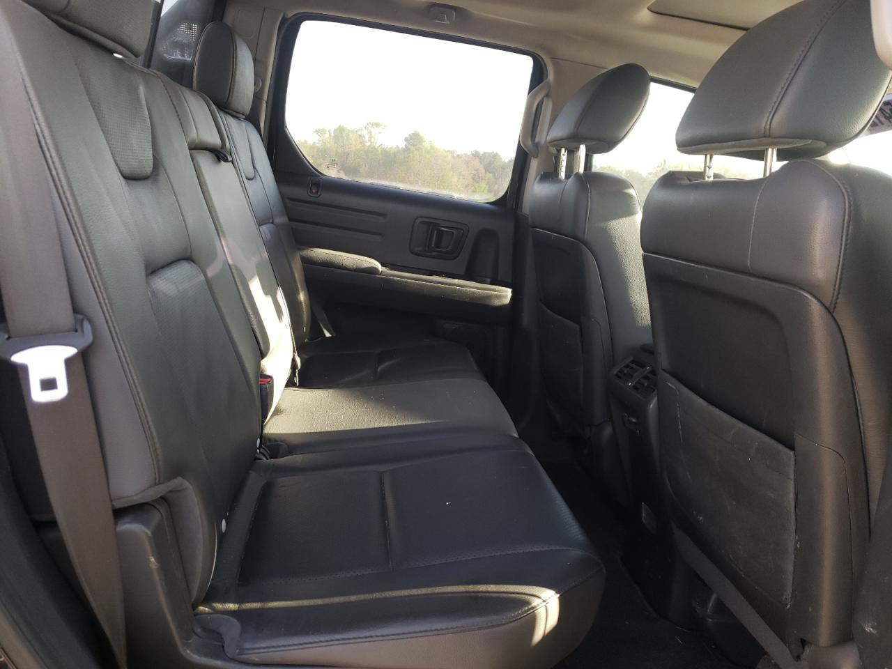 Photo 6 from auction – 2014 HONDA RIDGELINE with VIN 5FPYK1F51EB002314