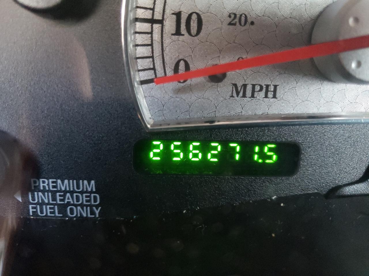 Photo 8 from auction – 2003 FORD F150 SUPER with VIN 1FTRW07323KC69468