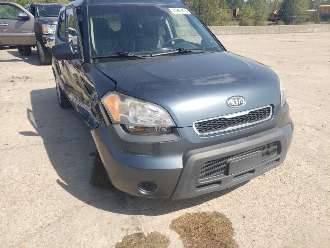 KIA SOUL + 2011 with VIN KNDJT2A21B7198945 - Photo from auction