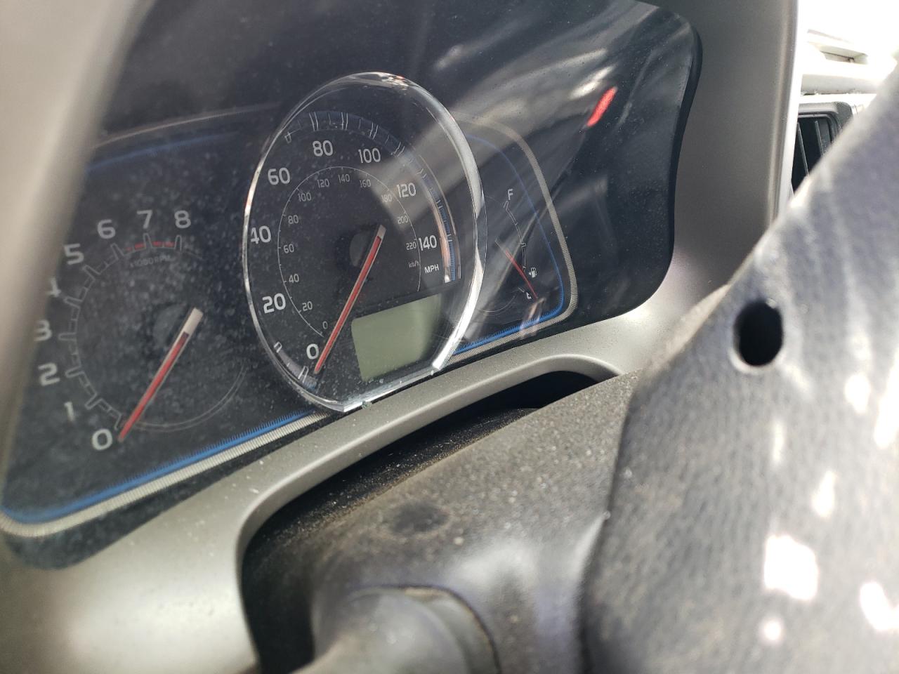 Photo 8 from auction – 2015 TOYOTA RAV4 LIMIT with VIN 2T3DFREV2FW314701