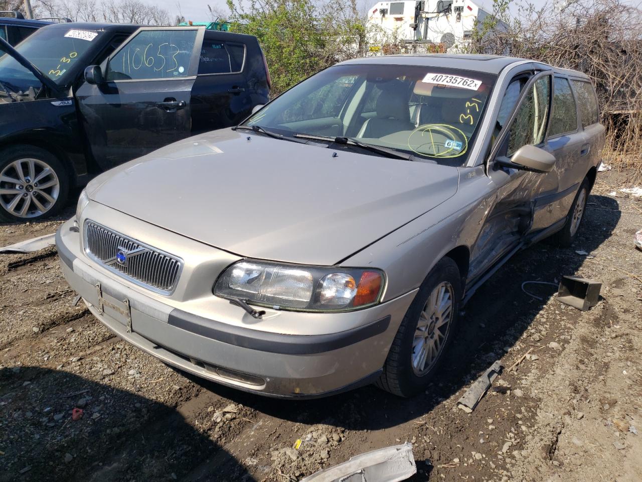 Photo 2 from auction – 2004 VOLVO V70 with VIN YV1SW64A342446404