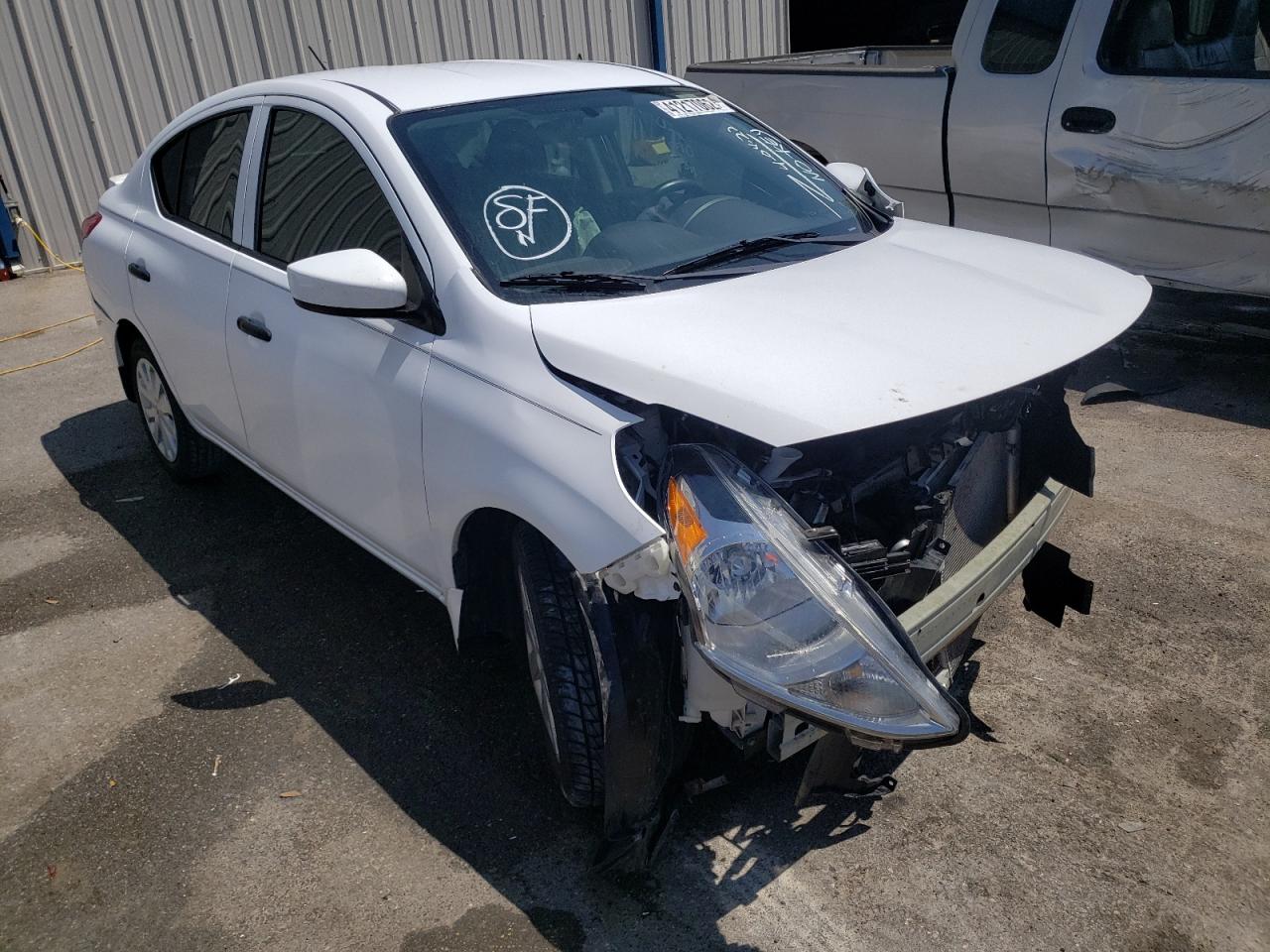 NISSAN VERSA S 2019 with VIN 3N1CN7AP1KL807087 - Photo from auction