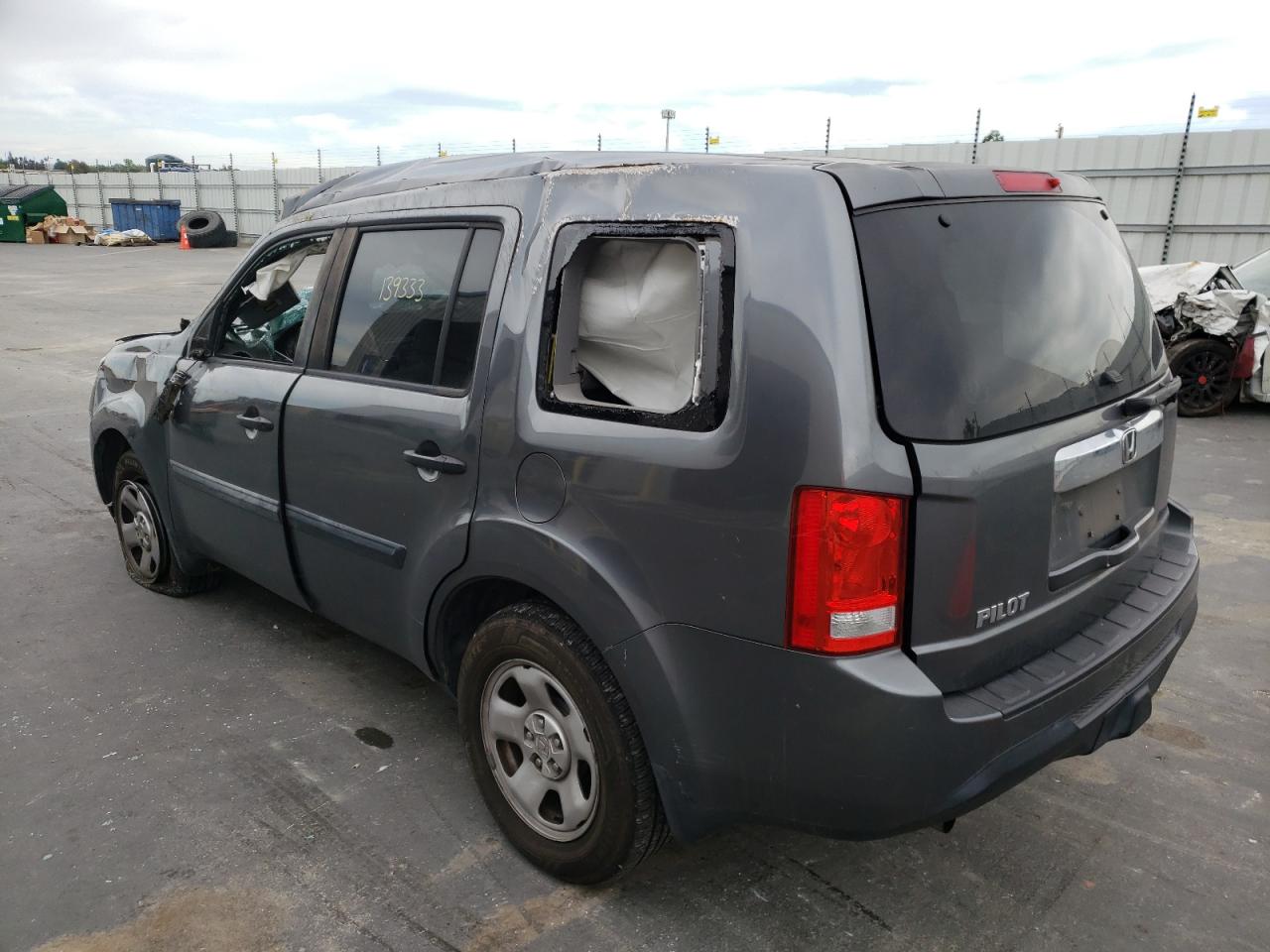 Photo 3 from auction – 2012 HONDA PILOT LX with VIN 5FNYF3H24CB021044