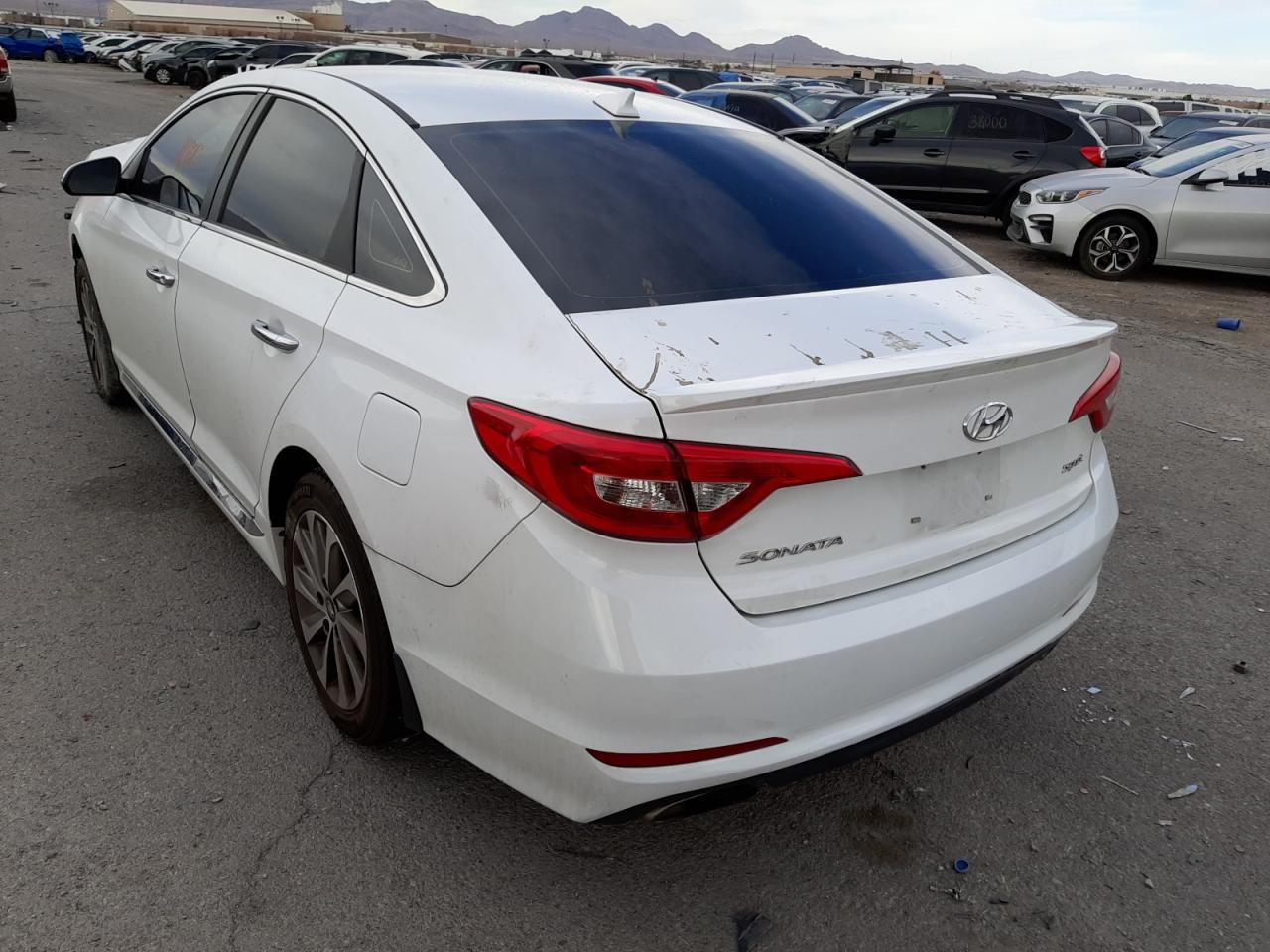 Photo 3 from auction – 2016 HYUNDAI SONATA SPO with VIN 5NPE34AF4GH280090