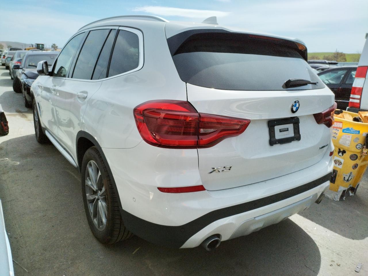 Photo 3 from auction – 2018 BMW X3 XDRIVE3 with VIN 5UXTR9C57JLD73956