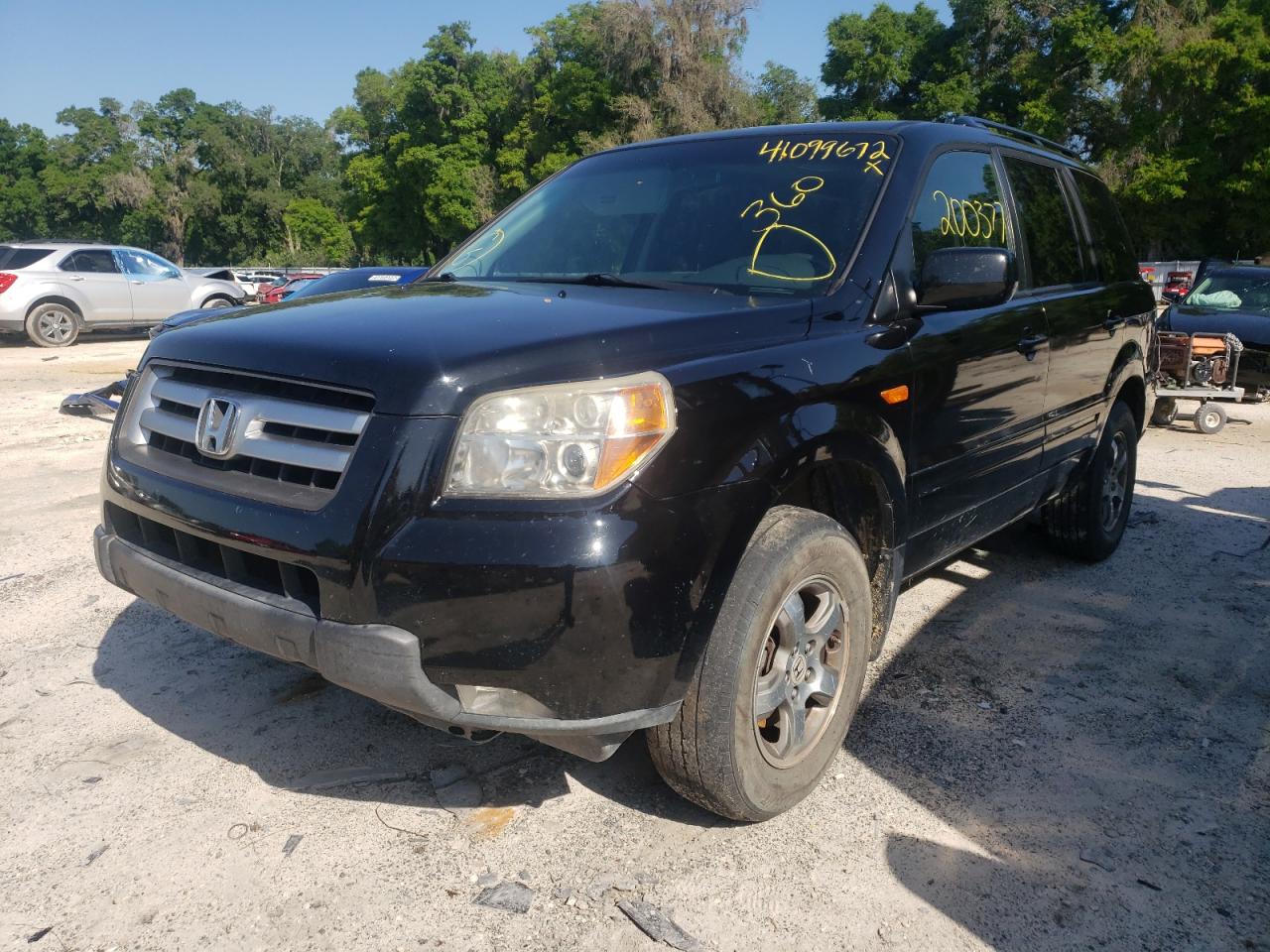 Фото 2 с аукциона – 2008 HONDA PILOT SE с VIN 5FNYF18388B007801