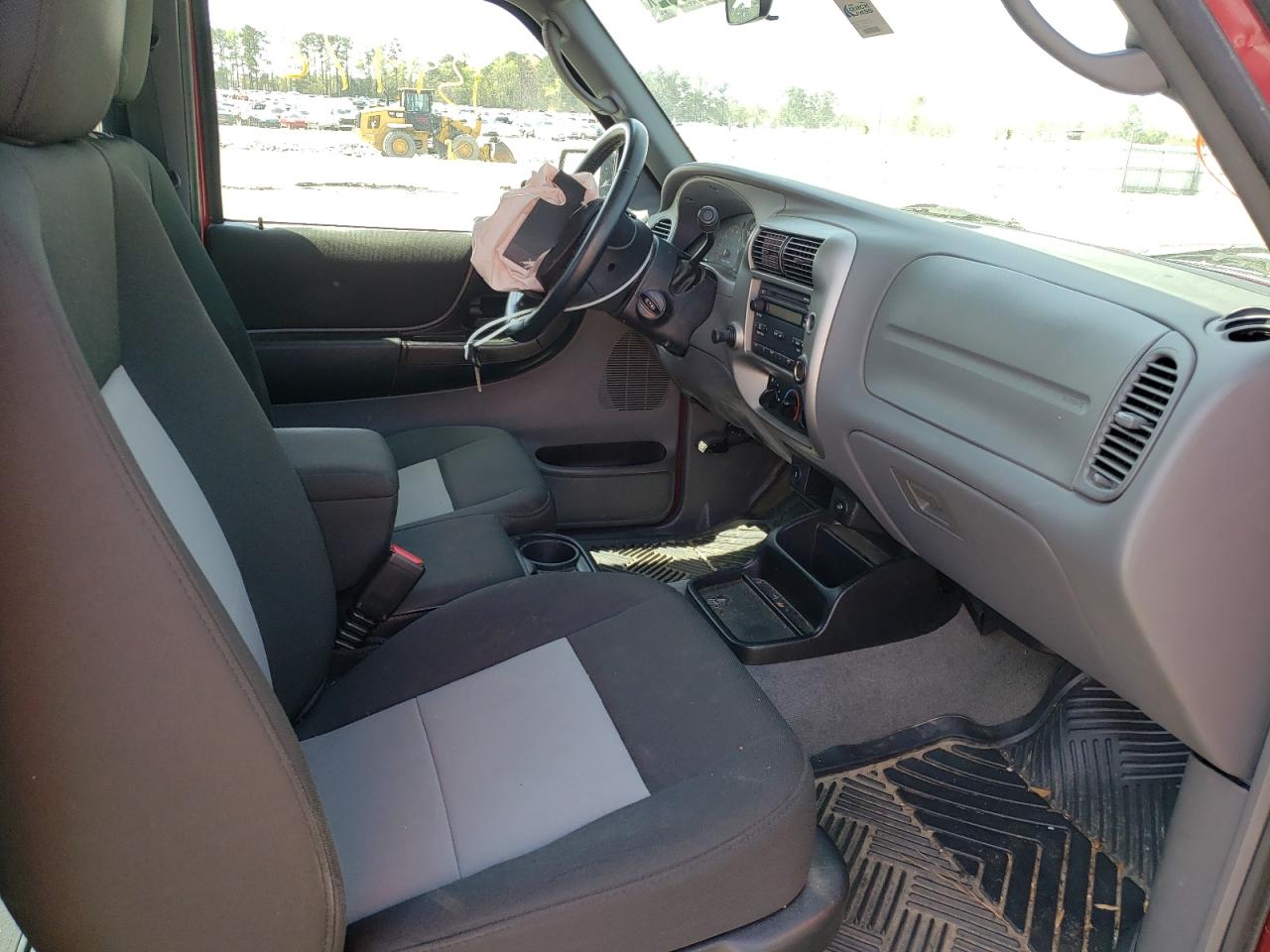 Photo 5 from auction – 2011 FORD RANGER SUP with VIN 1FTLR4EE4BPA45077