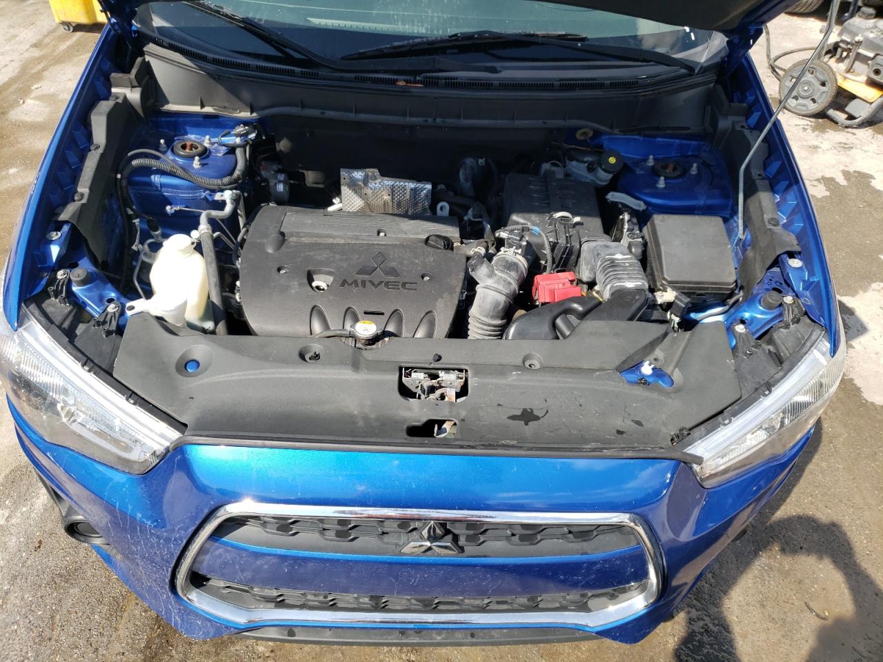 Photo 7 from auction – 2015 MITSUBISHI OUTLANDER with VIN 4A4AP3AU1FE042779
