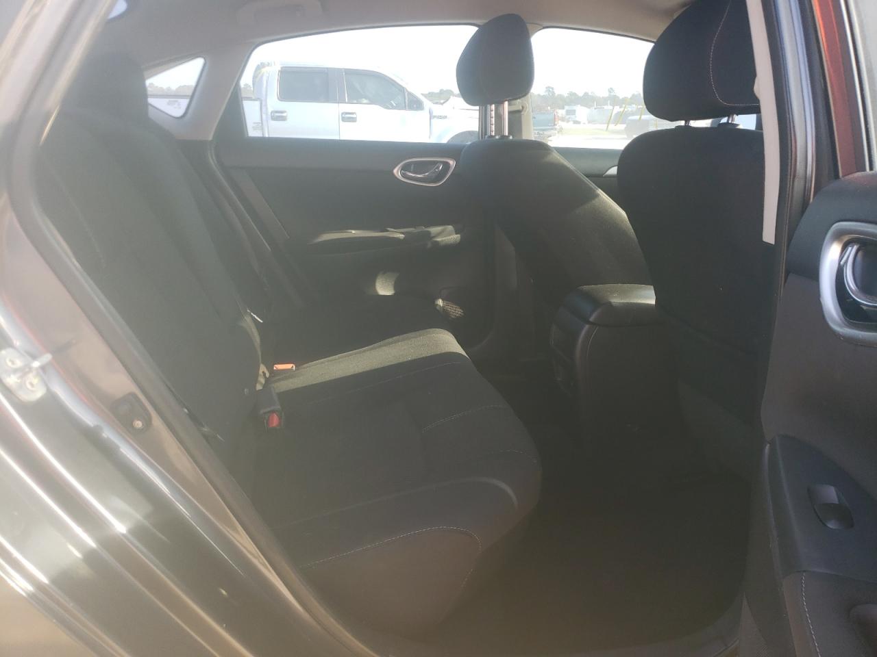 Photo 6 from auction – 2014 NISSAN SENTRA S with VIN 3N1AB7AP3EL698121