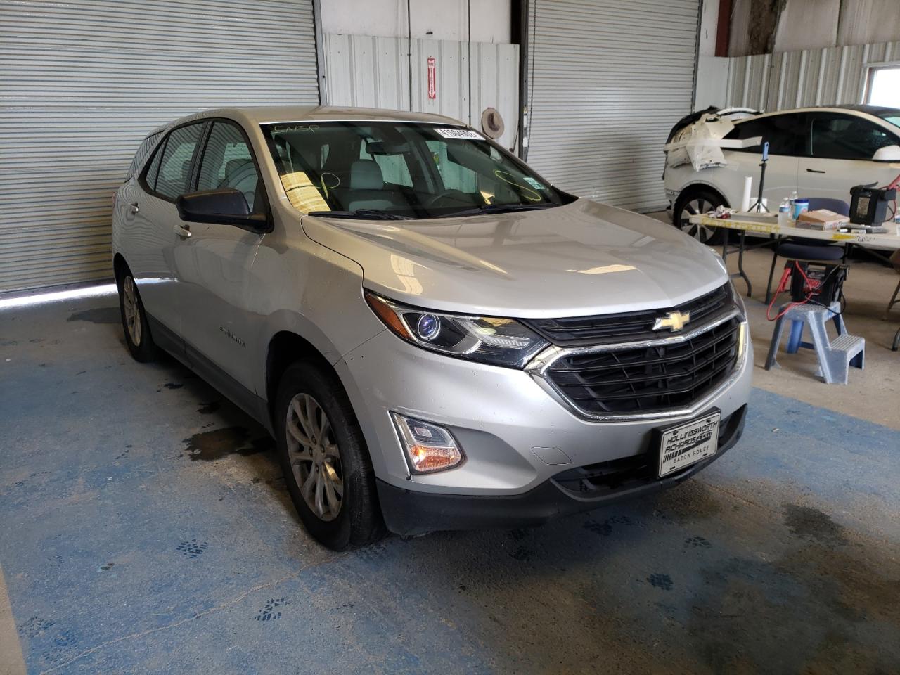 CHEVROLET EQUINOX LS 2018 with VIN 2GNAXHEV2J6161419 - Photo from auction