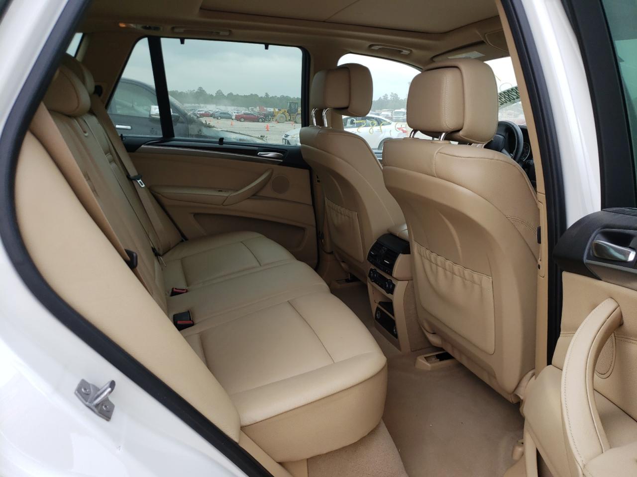 Photo 6 from auction – 2013 BMW X5 XDRIVE3 with VIN 5UXZV4C50D0B24641