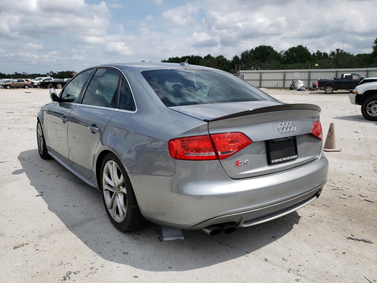 Photo 3 from auction – 2011 AUDI S4 QUATTRO with VIN WAUBGAFL3BA049375