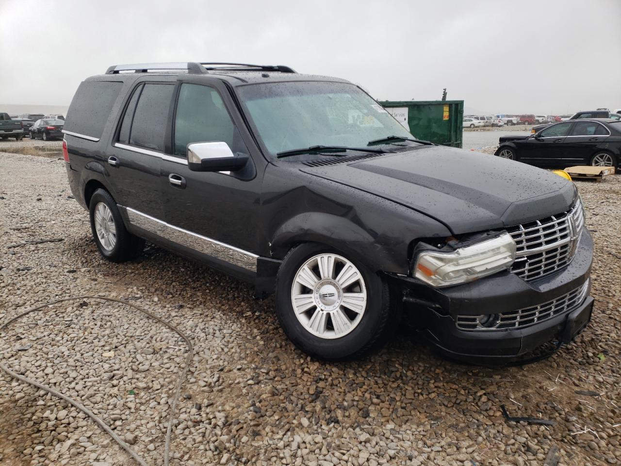 LINCOLN NAVIGATOR 2007 with VIN 5LMFU28527LJ15226 - Photo from auction