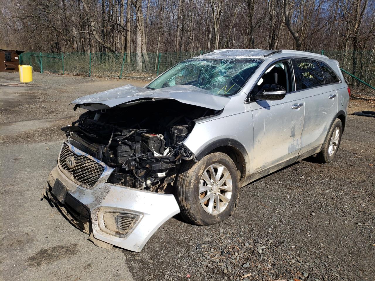 Photo 2 from auction – 2016 KIA SORENTO LX with VIN 5XYPGDA55GG031468