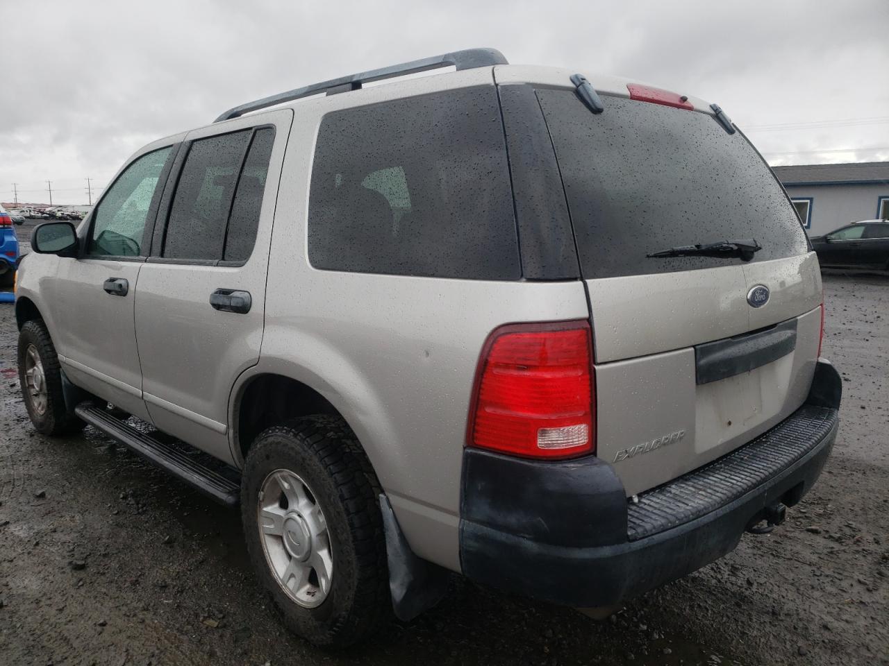 Photo 3 from auction – 2003 FORD EXPLORER X with VIN 1FMZU72K63UA35847