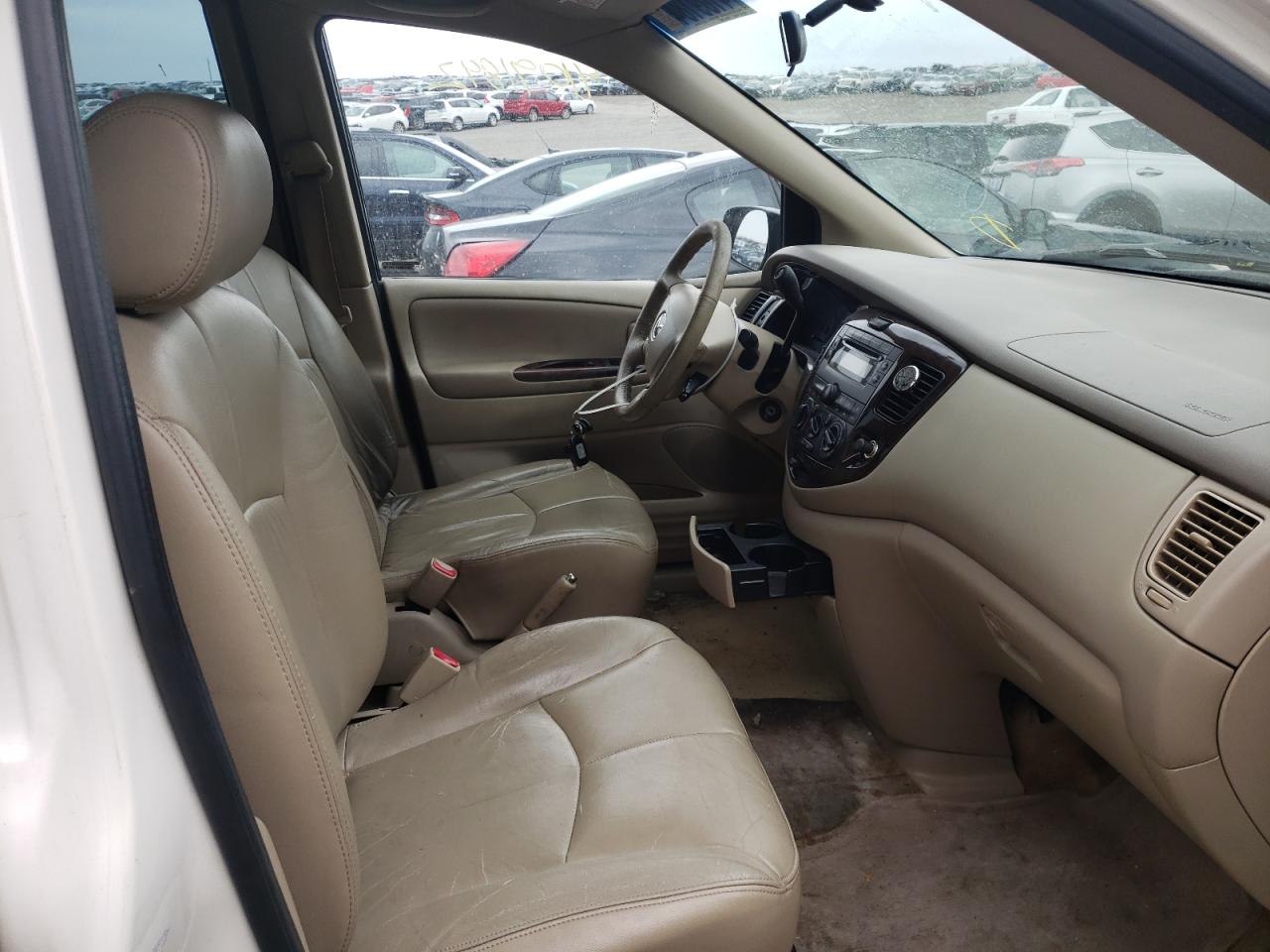 صورة رقم 5 من المزاد - 2000 MAZDA MPV WAGON مع VIN JM3LW28G3Y0139308