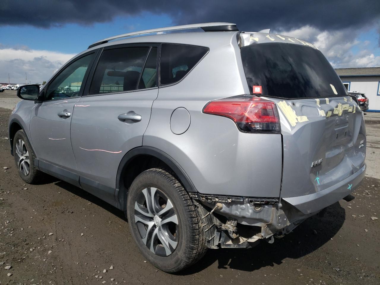 Photo 3 from auction – 2016 TOYOTA RAV4 LE with VIN 2T3BFREV6GW486545
