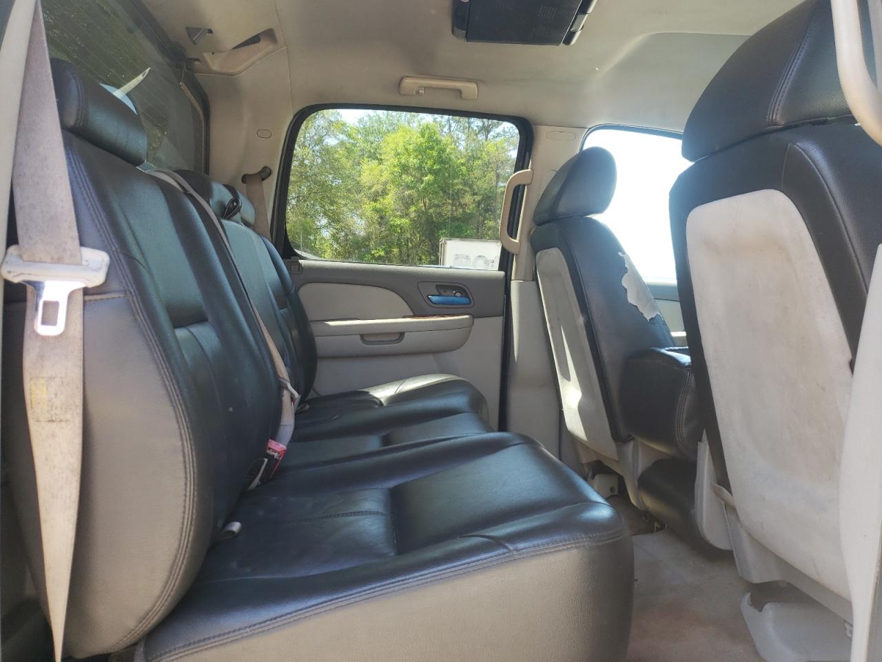 Photo 6 from auction – 2007 CHEVROLET AVALANCHE with VIN 3GNEC12J37G113642