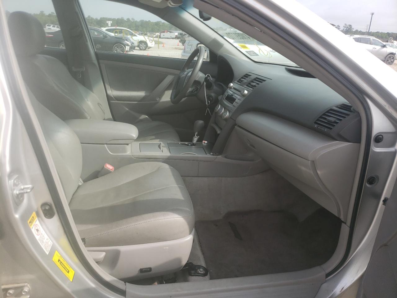 Фото 5 с аукциона – 2011 TOYOTA CAMRY BASE с VIN 4T1BF3EK1BU140262