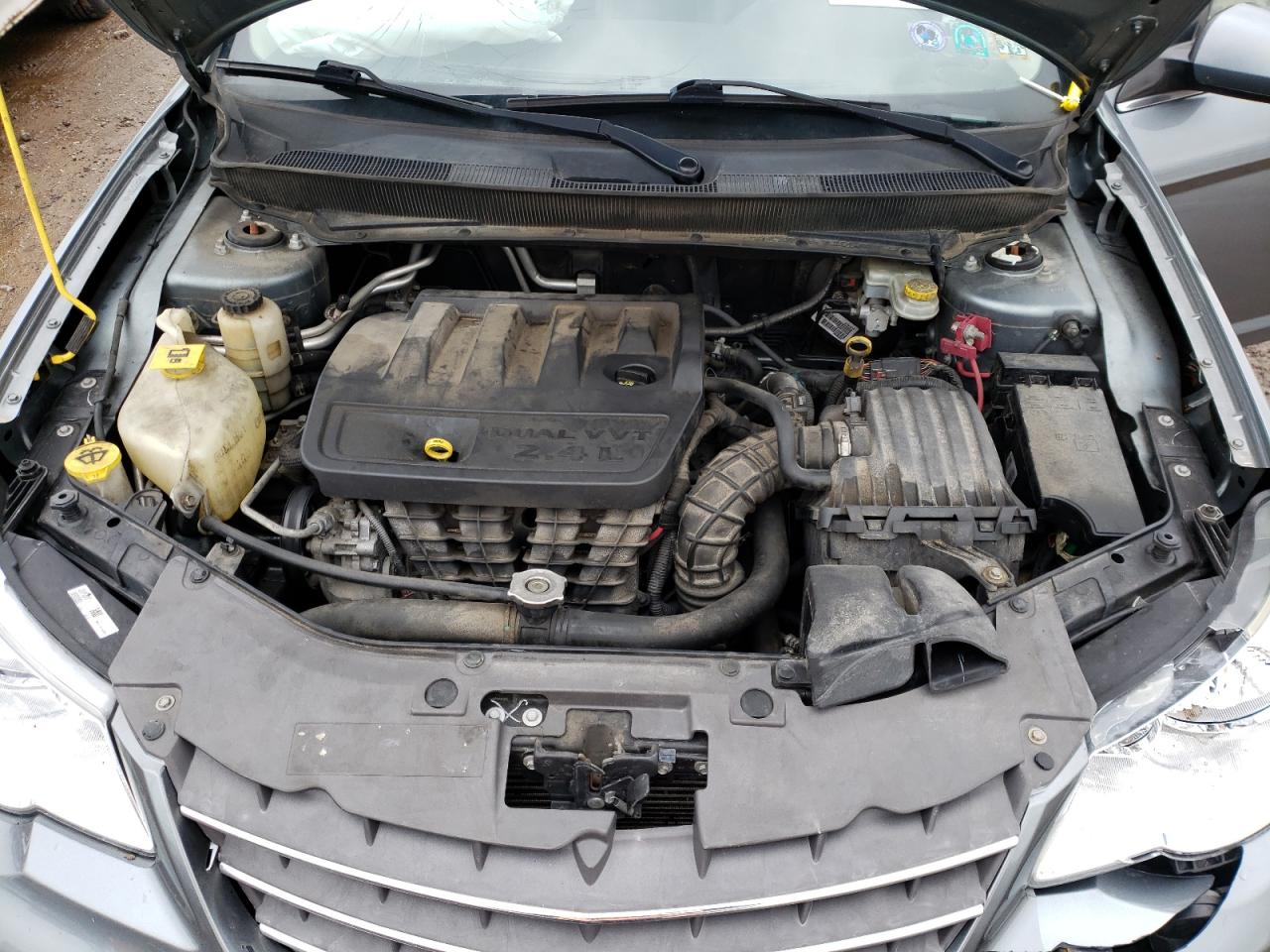 Photo 7 from auction – 2010 CHRYSLER SEBRING LI with VIN 1C3CC5FB3AN203421