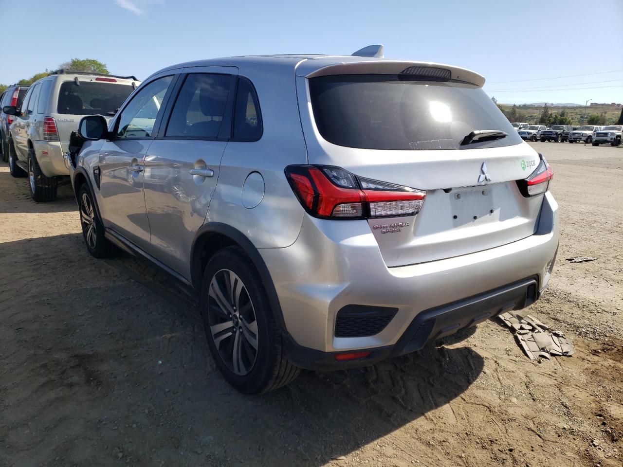 Photo 3 from auction – 2020 MITSUBISHI OUTLANDER with VIN JA4AR3AU2LU023624