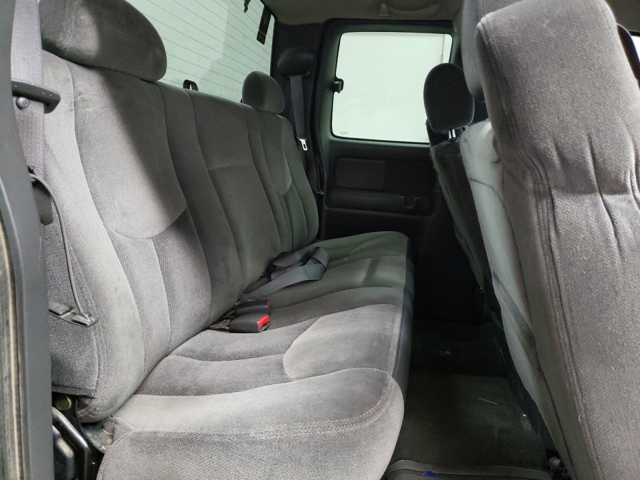 Photo 6 from auction – 2003 GMC NEW SIERRA with VIN 1GTEK19T33E304322