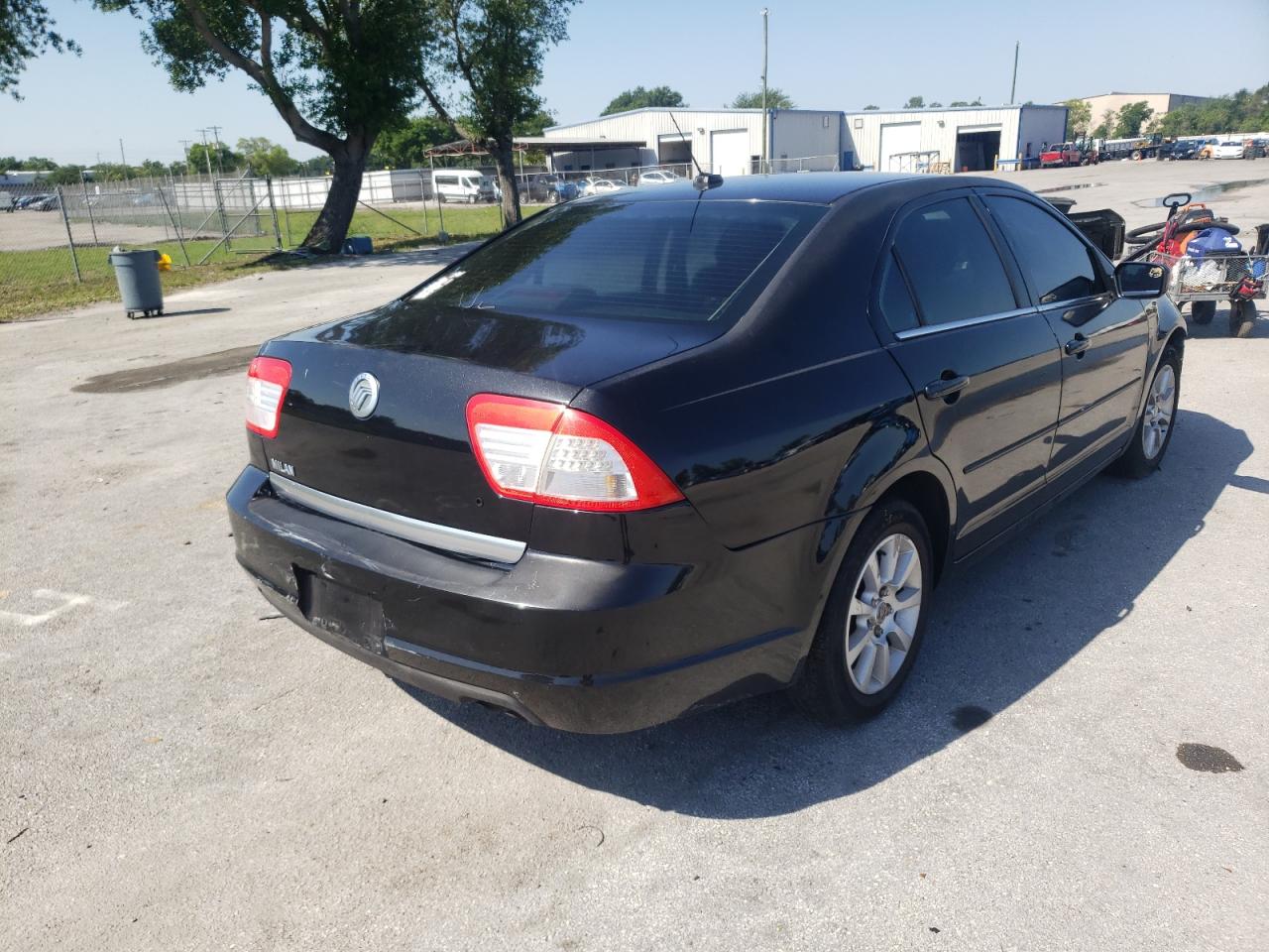 Photo 4 from auction – 2009 MERCURY MILAN with VIN 3MEHM07Z19R631721