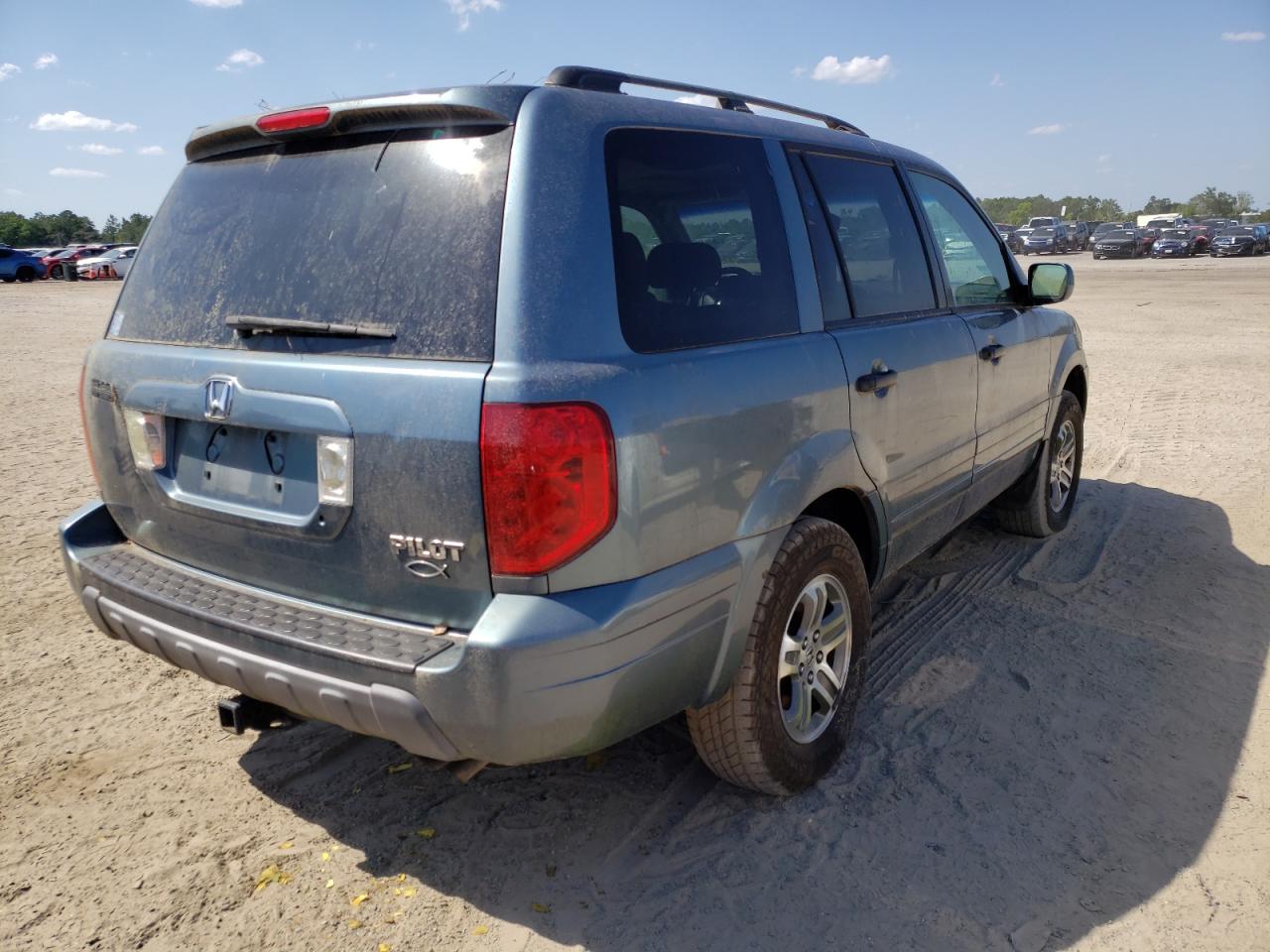 Photo 4 from auction – 2005 HONDA PILOT EXL with VIN 5FNYF18535B062010