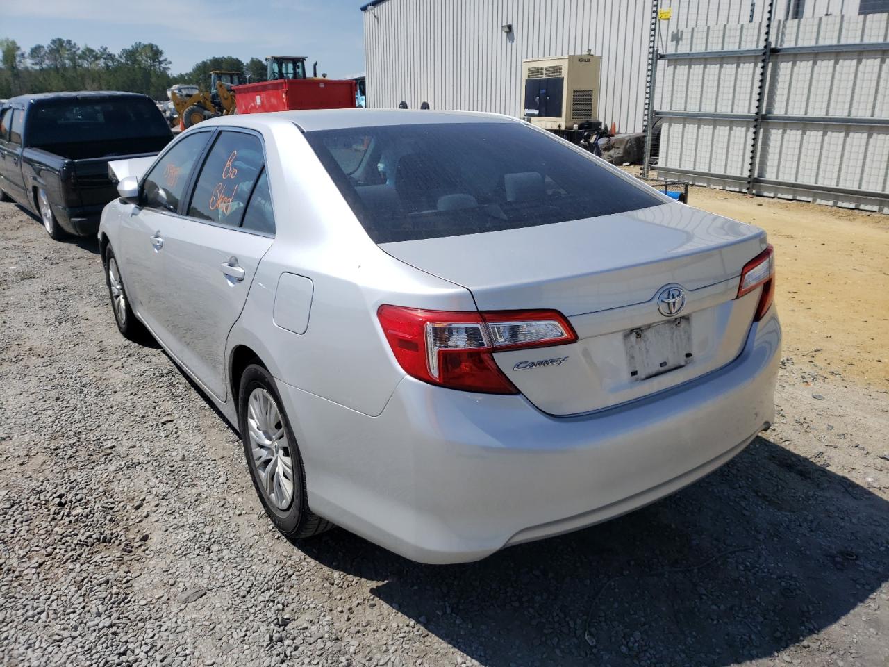 Photo 3 from auction – 2014 TOYOTA CAMRY L with VIN 4T1BF1FK3EU736156