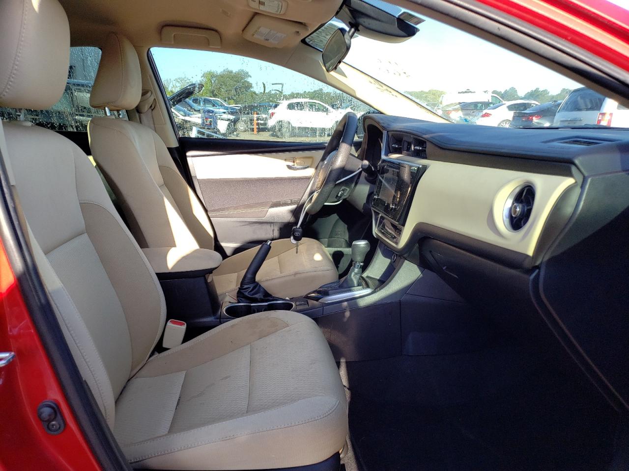 Photo 5 from auction – 2019 TOYOTA COROLLA L with VIN 2T1BURHE1KC214862