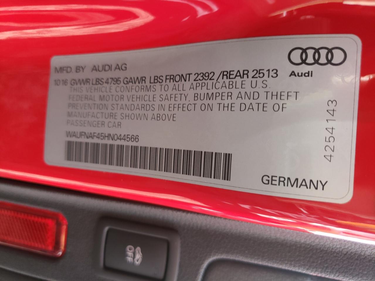 Photo 10 from auction – 2017 AUDI A4 PRESTIG with VIN WAUFNAF45HN044566