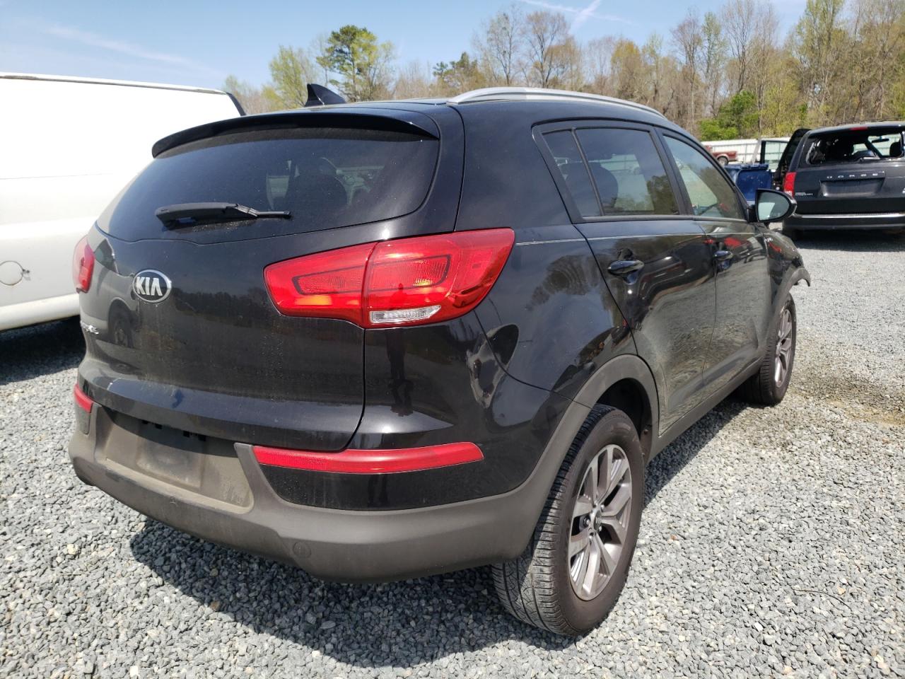 Photo 4 from auction – 2015 KIA SPORTAGE L with VIN KNDPBCAC1F7777600