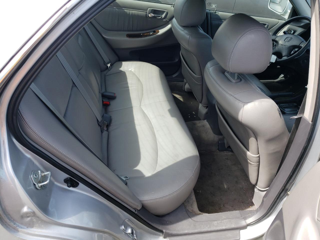 Photo 6 from auction – 2001 HONDA ACCORD EX with VIN 1HGCG16581A030488