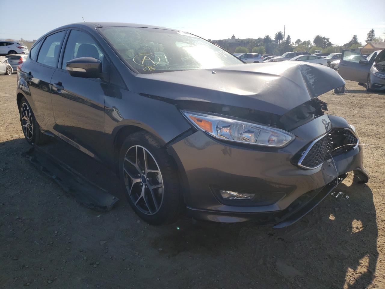 FORD FOCUS SE 2016 with VIN 1FADP3K2XGL406055 - Photo from auction