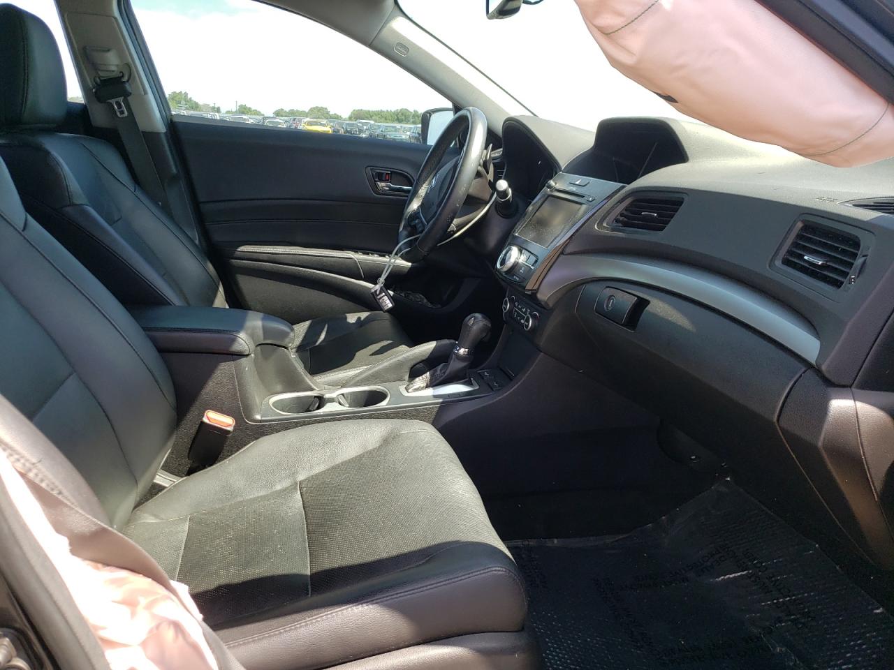 Photo 5 from auction – 2016 ACURA ILX PREMIU with VIN 19UDE2F77GA002272