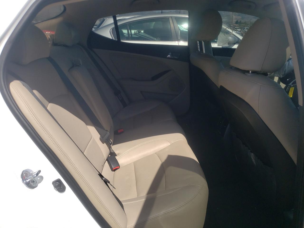 Photo 6 from auction – 2012 KIA OPTIMA EX with VIN 5XXGN4A70CG078736