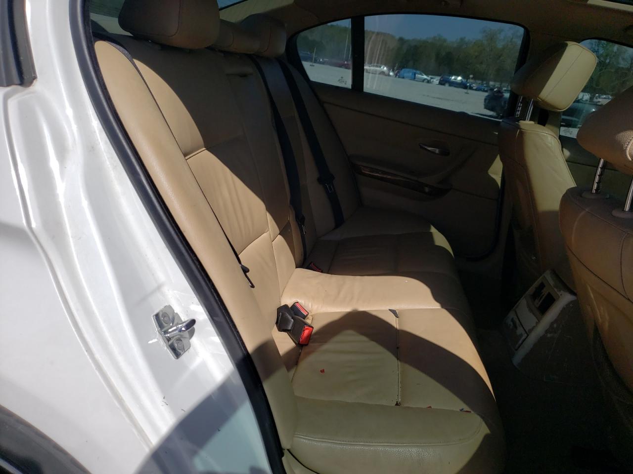 Photo 6 from auction – 2007 BMW 328 I with VIN WBAVA37507NL10892
