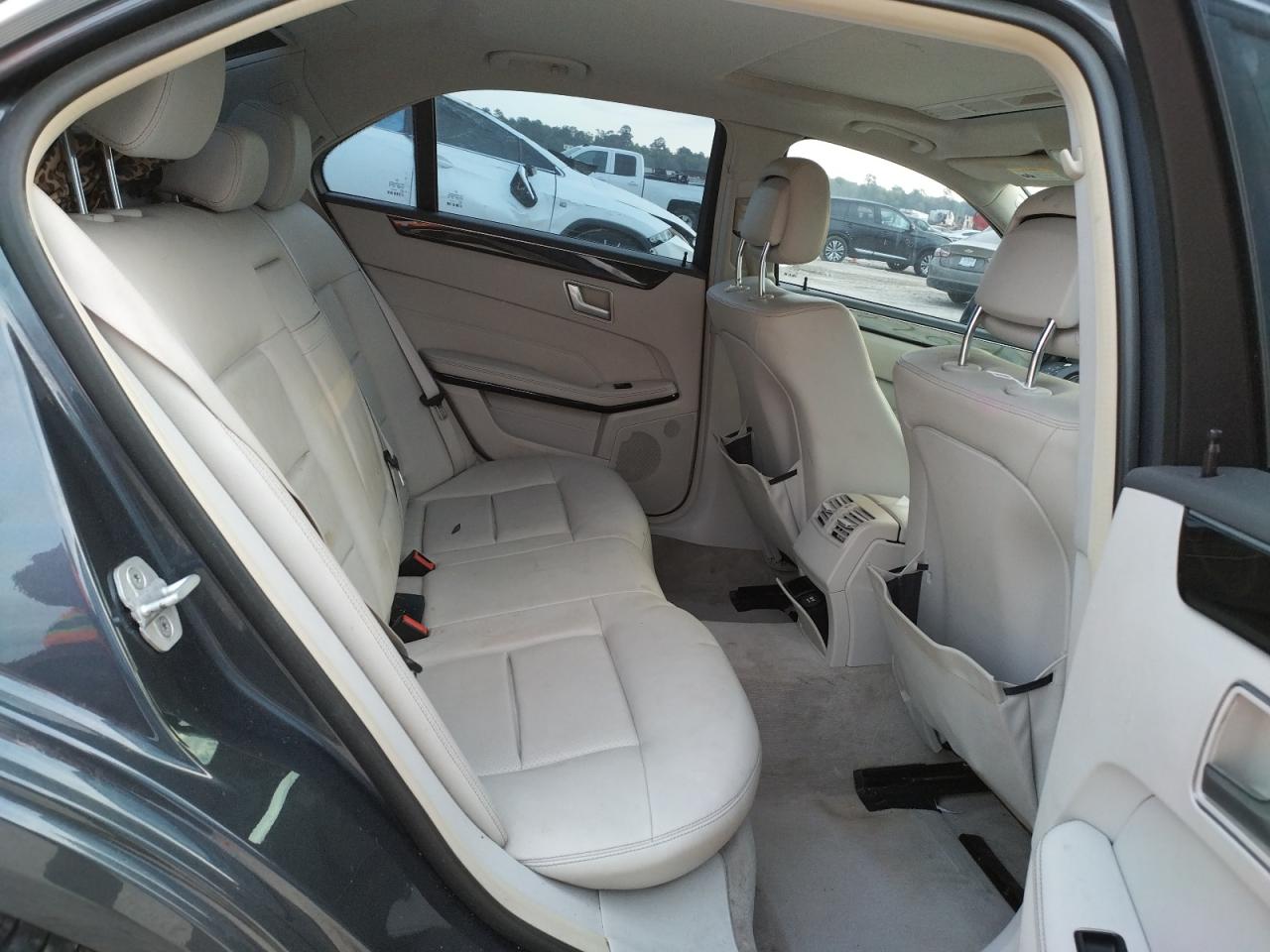 Photo 6 from auction – 2014 MERCEDES-BENZ E 350 with VIN WDDHF5KB5EA788391