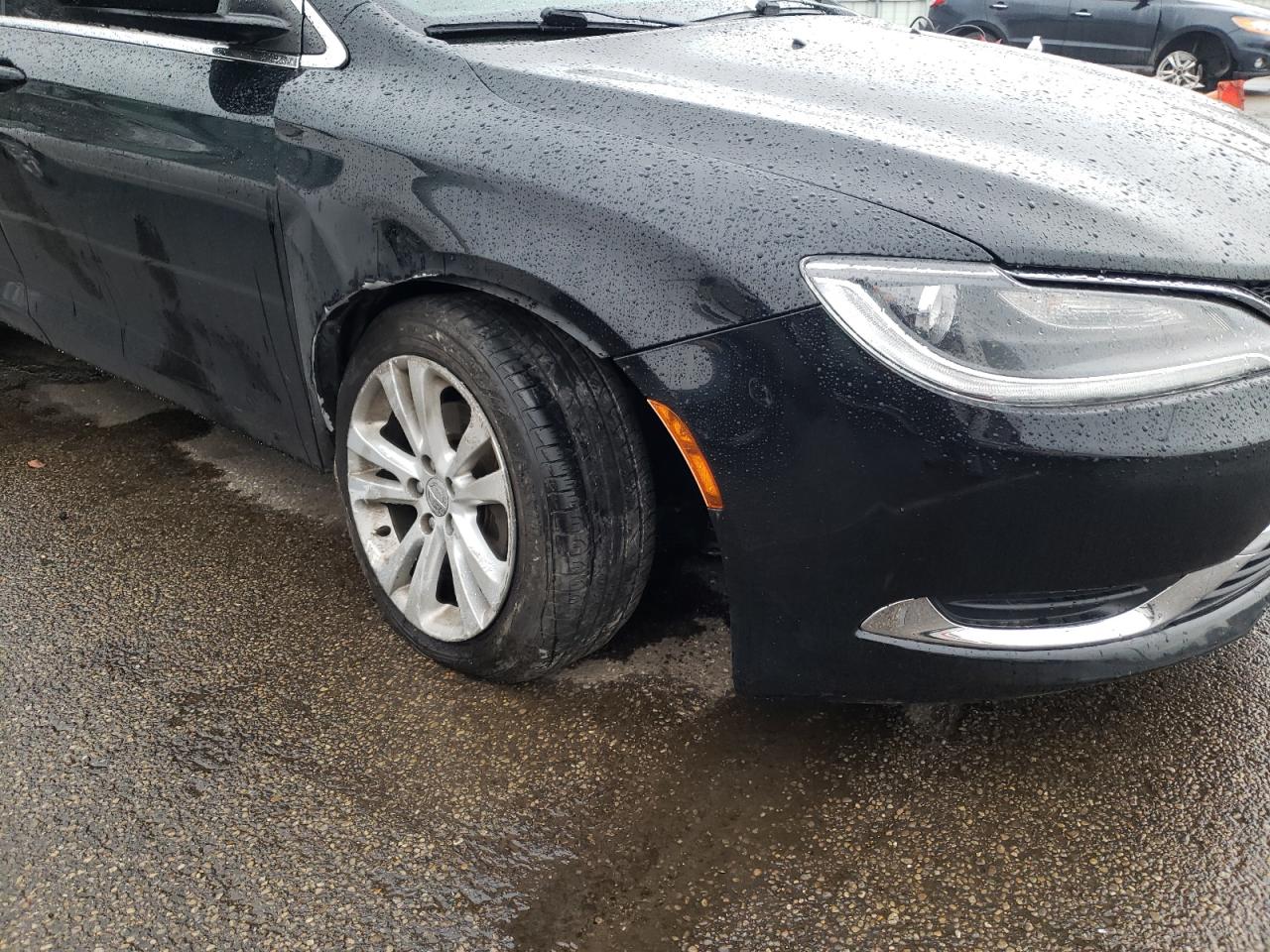 Photo 9 from auction – 2015 CHRYSLER 200 LIMITE with VIN 1C3CCCABXFN718838