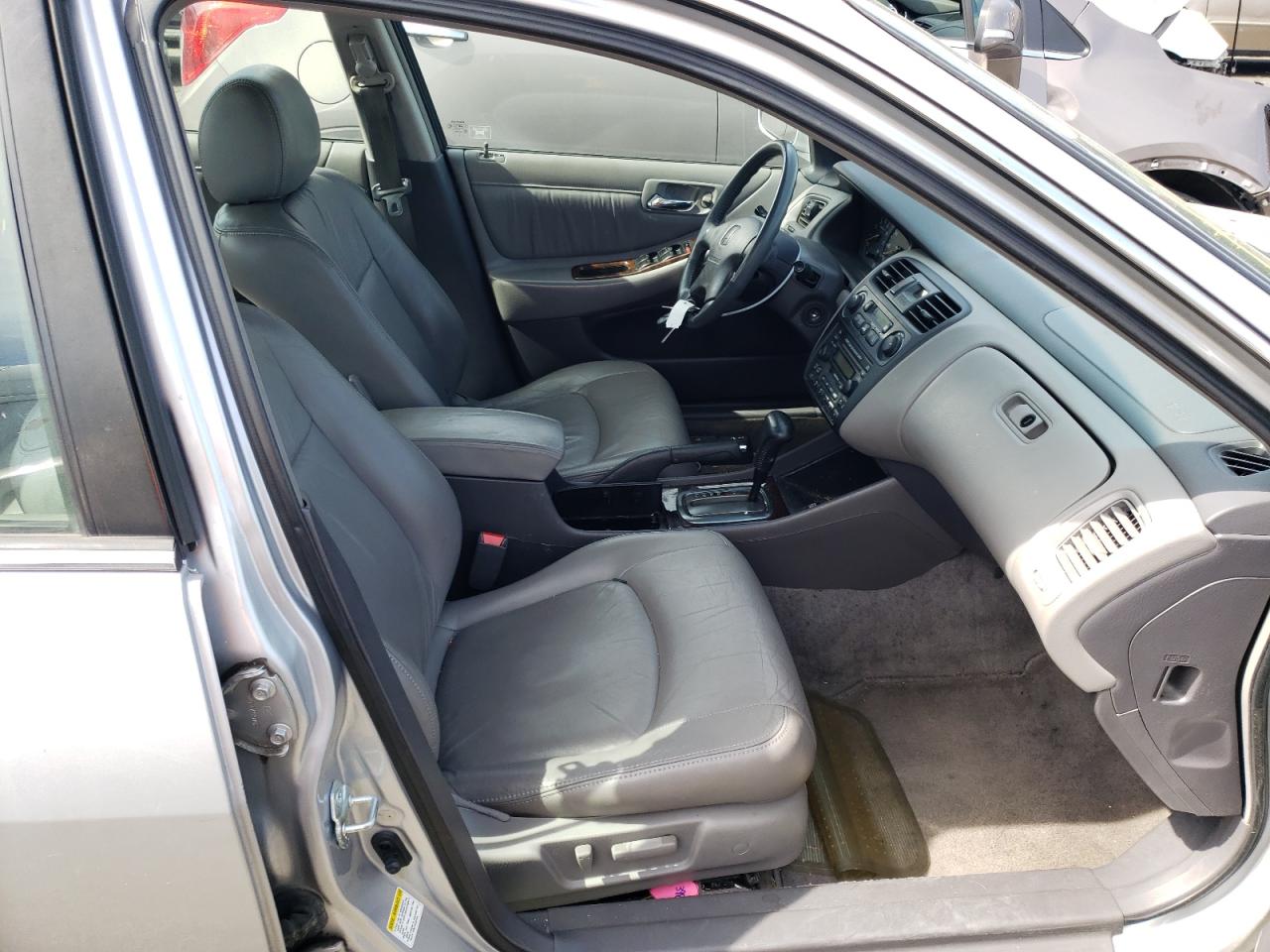 Photo 5 from auction – 2001 HONDA ACCORD EX with VIN 1HGCG16581A030488