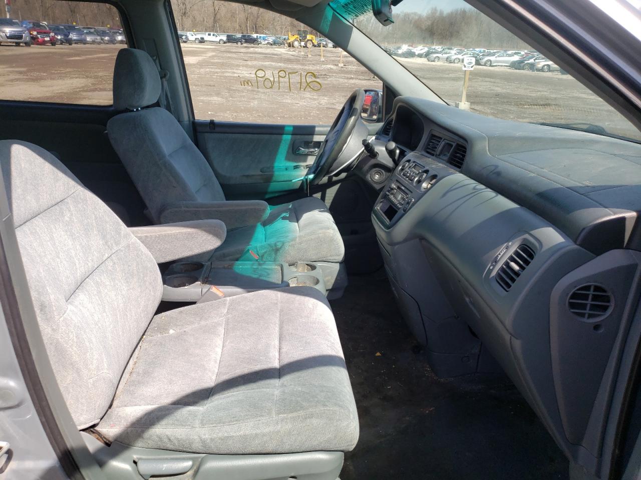 Photo 5 from auction – 2000 HONDA ODYSSEY with VIN 2HKRL1867YH508364
