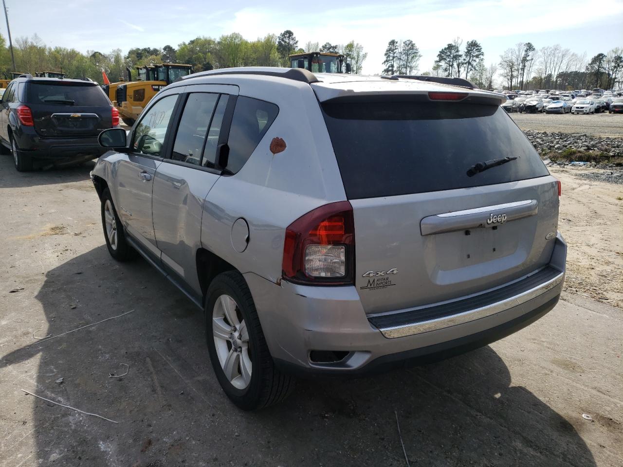 Photo 3 from auction – 2015 JEEP COMPASS LA with VIN 1C4NJDEB1FD169644