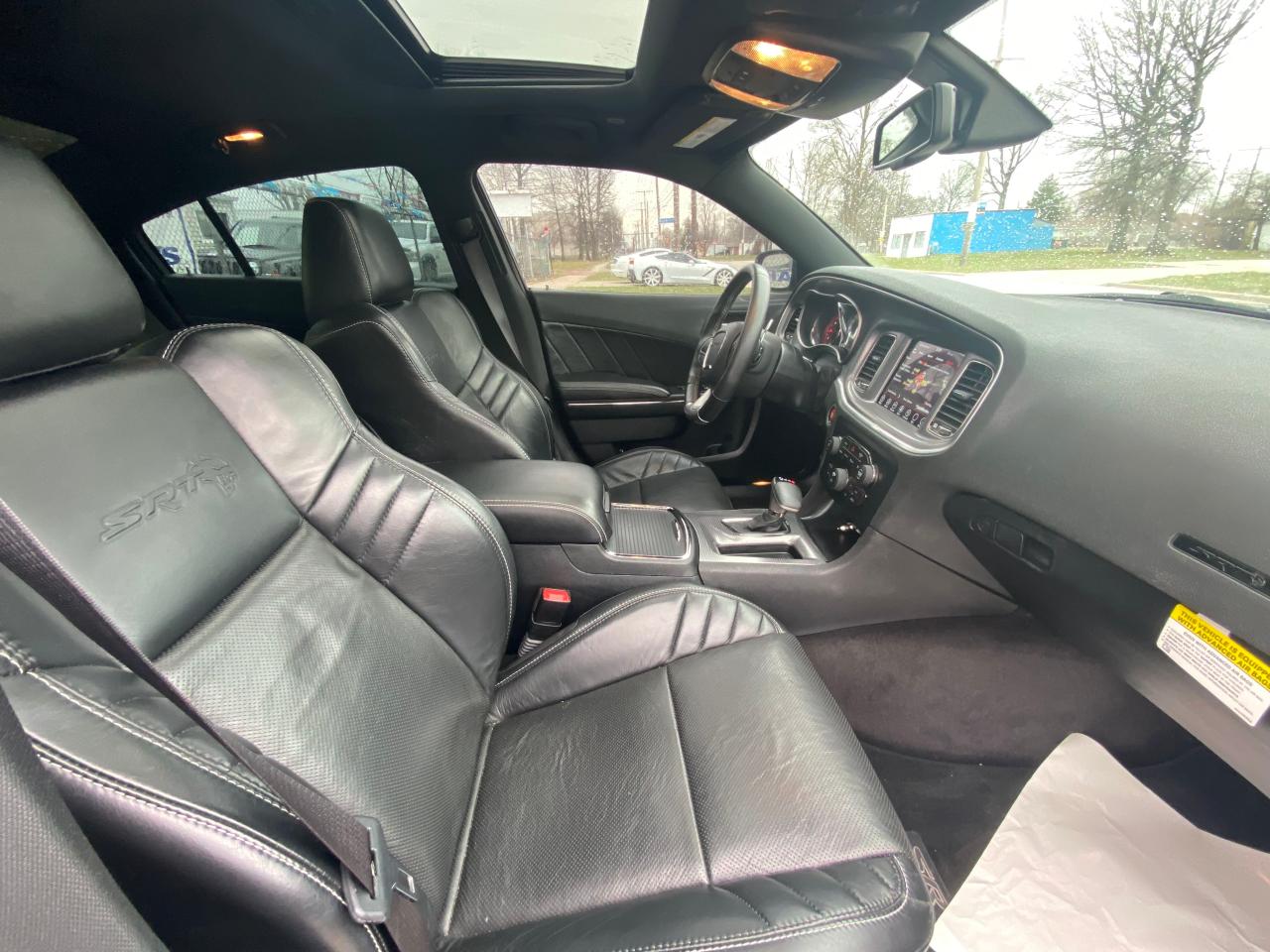 Photo 5 from auction – 2017 DODGE CHARGER SR with VIN 2C3CDXL97HH656809