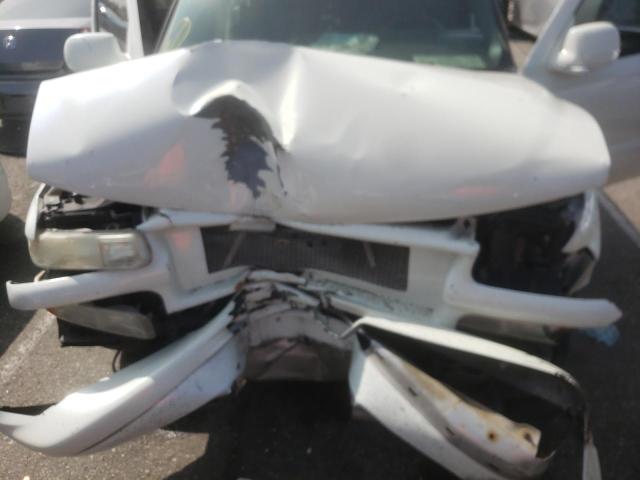 Photo 7 from auction – 2002 CHEVROLET SILVERADO with VIN 2GCEC19V121208414