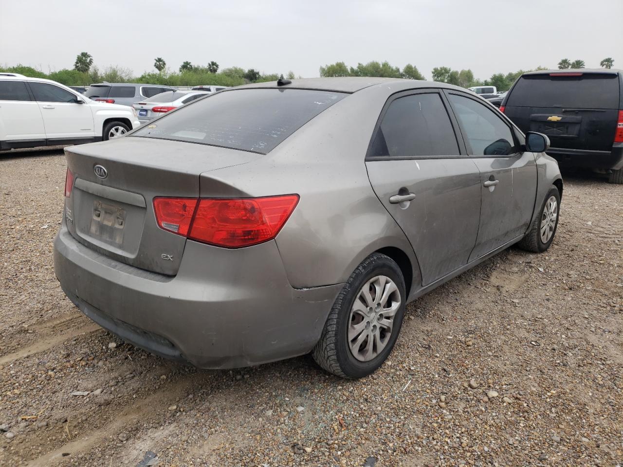 Photo 4 from auction – 2011 KIA FORTE EX with VIN KNAFU4A29B5345858