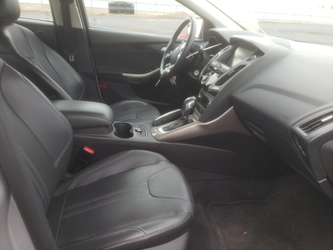 Photo 5 from auction – 2012 FORD FOCUS SEL with VIN 1FAHP3H25CL474024